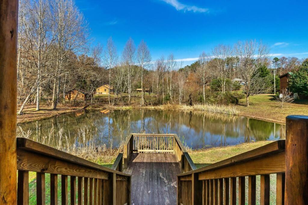 Вилла Spectacular Mtns Views With Private Hot Tub With Pool Table And Private Pond Севьервилл Экстерьер фото